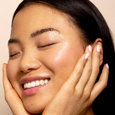 How to apply blush, according to the experts