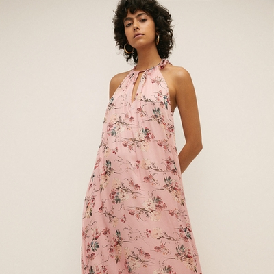 Oasis launches new Bridesmaids Collection