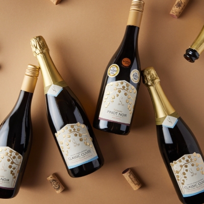 Lympstone Manor unveils its first Classic Cuvée, harvested from its vineyard
