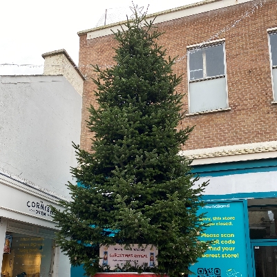 Wedding News: Newquay Rotary Club announces Christmas Eve Extravaganza on  Bank Street