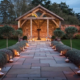 Upton Barn & Walled Garden in Cullompton, Devon is offering a Flash Sale with £300 off all remaining Fridays in November and December 2019: Image 1