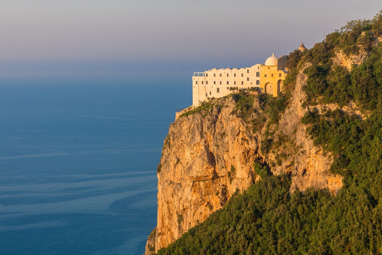 Consider Monastero Santa Rosa on Italy's Amalfi Coast for a short-haul honeymoon: Image 1