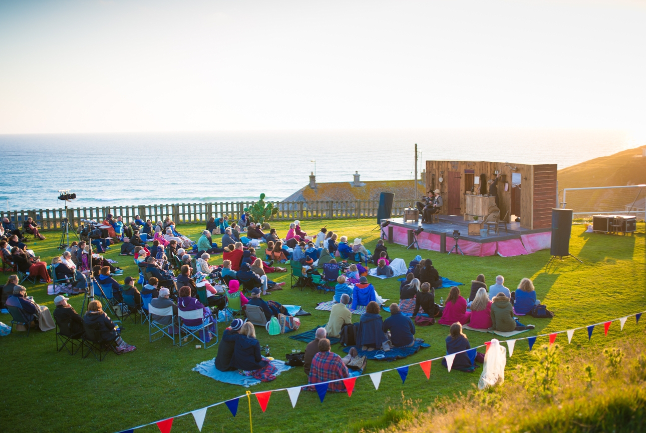 Open air theatre series launches at Bedruthan in Cornwall this summer