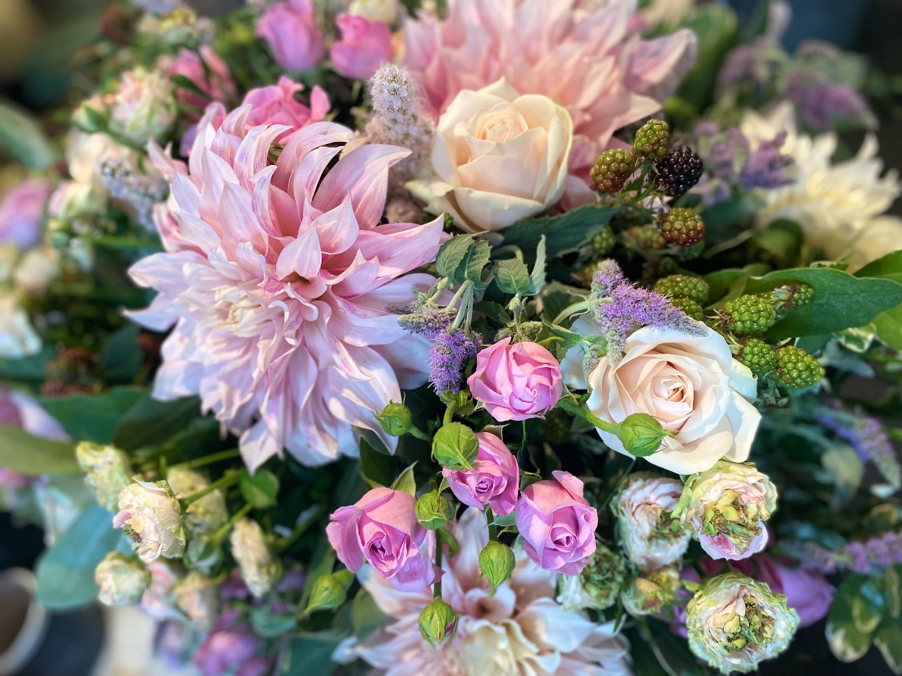 image of lots of flowers in bouquet 