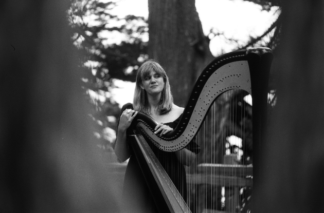 Los Angeles-harpist Mary Lattimore playing the harp