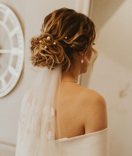 Image 2 from Bridal Hair by Rhian